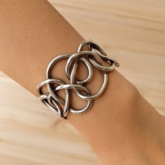 Angela Cummings Studio Modern Interlocking Swirl Design Sterling Cuff Bracelet - Picture 1 of 5